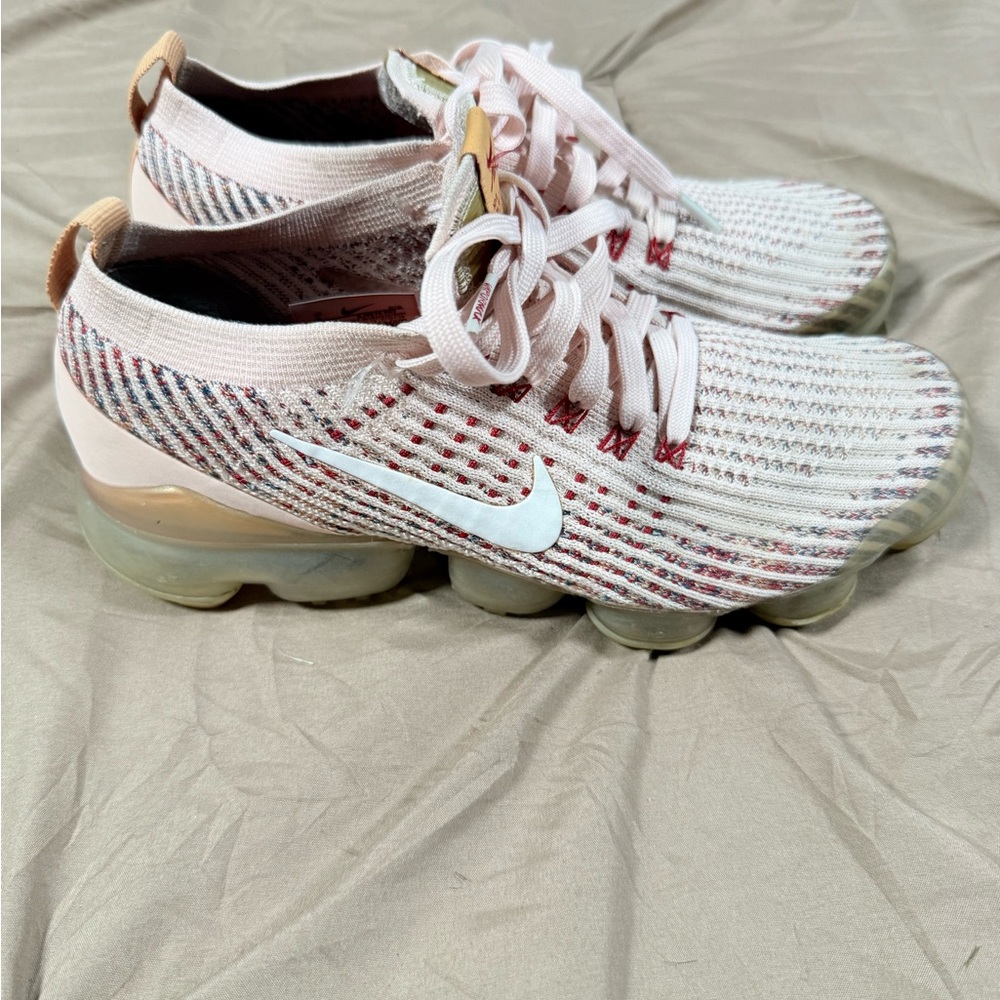 Nike Pink Knit Running Sneakers with Red Accents - Picture 2 of 4